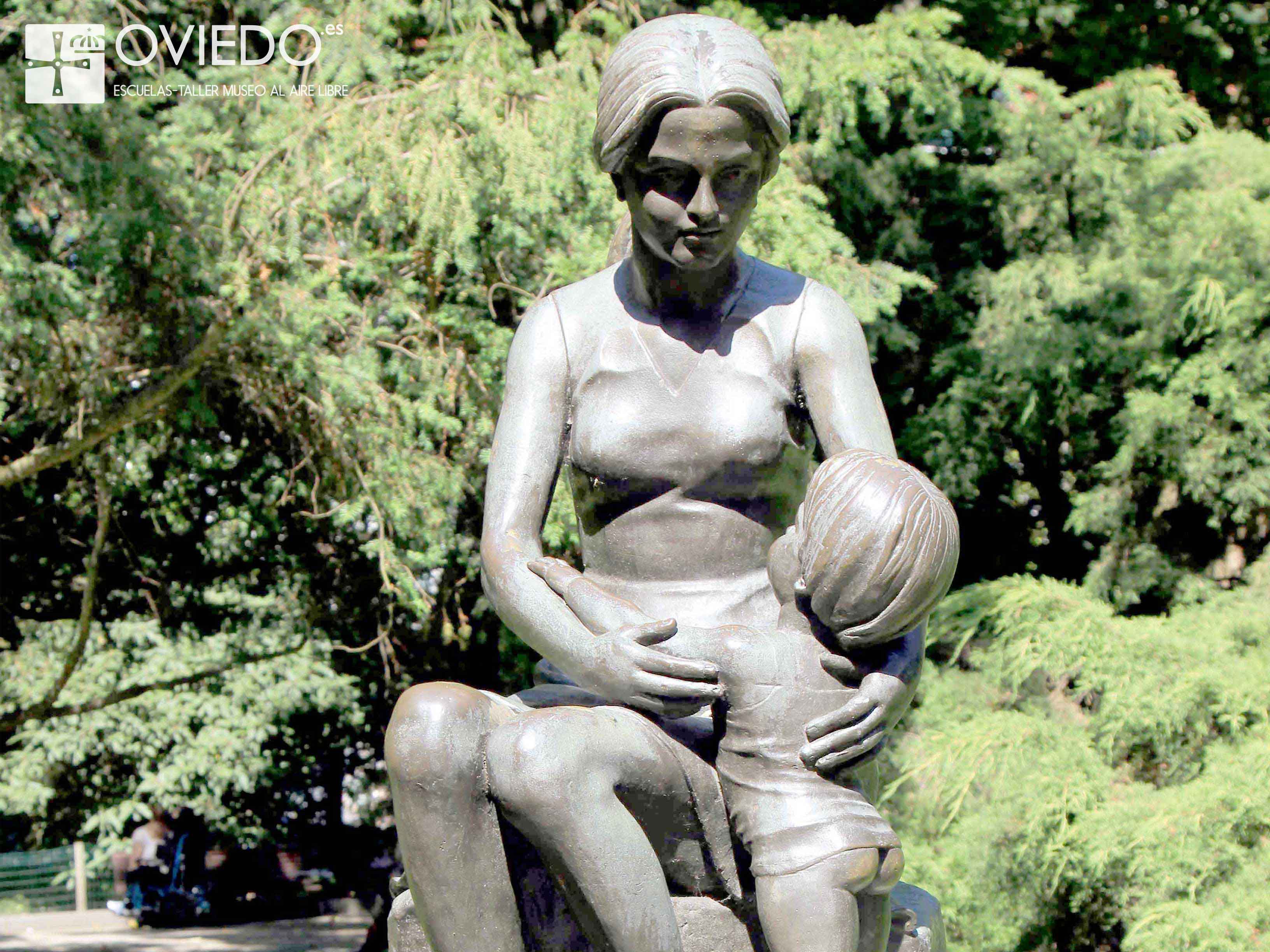 Escultura Maternidad